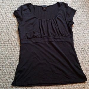 Ann Taylor short sleeve t-shirt, size large